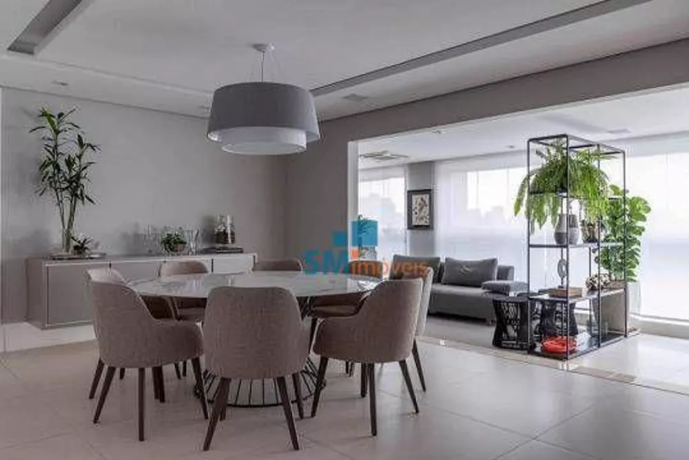 Apartamento à venda com 3 quartos, 206m² - Foto 4