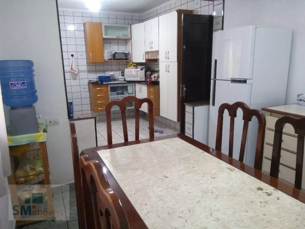 Casa à venda com 2 quartos, 190m² - Foto 8