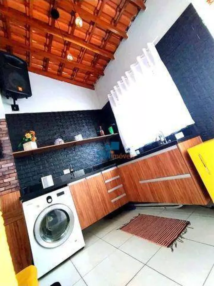 Cobertura à venda com 2 quartos, 90m² - Foto 3