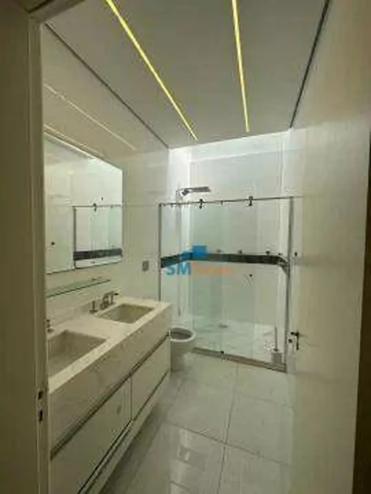 Sobrado à venda com 2 quartos, 240m² - Foto 4