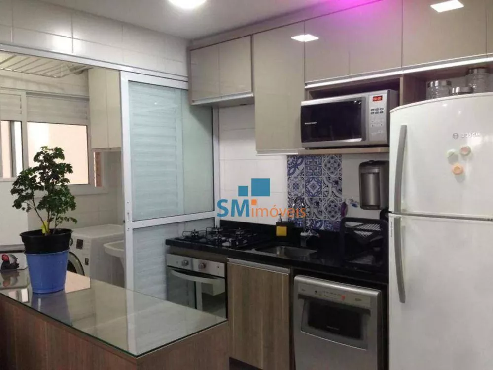 Apartamento à venda com 2 quartos, 60m² - Foto 4