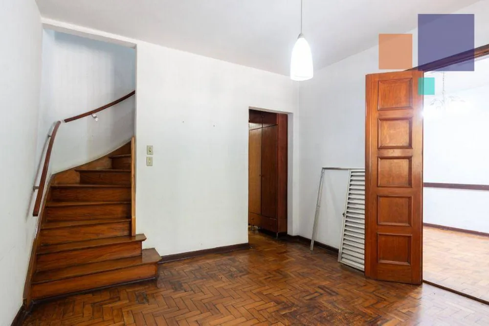 Casa, 6 quartos, 150 m² - Foto 2