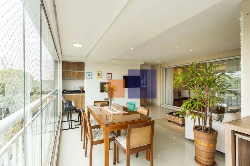 Apartamento, 3 quartos, 142 m² - Foto 3
