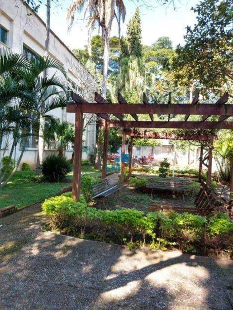 Prédio Inteiro à venda, 1650m² - Foto 1