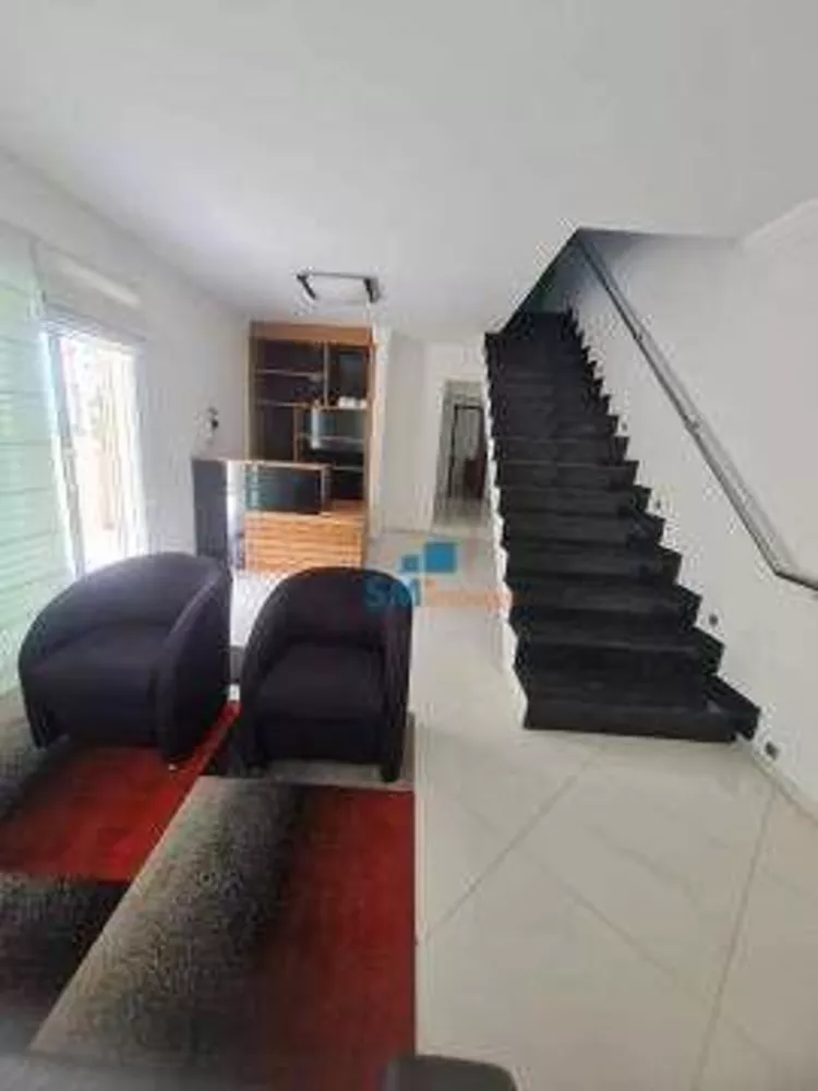 Sobrado à venda com 4 quartos, 220m² - Foto 3