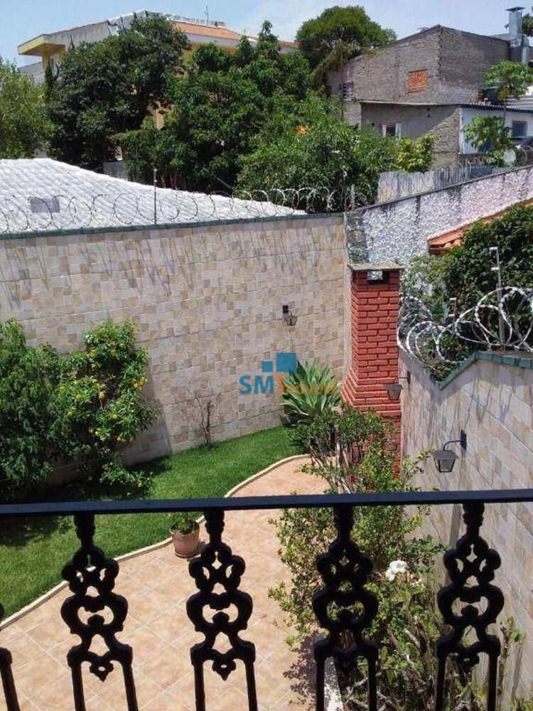 Sobrado à venda com 3 quartos, 248m² - Foto 3