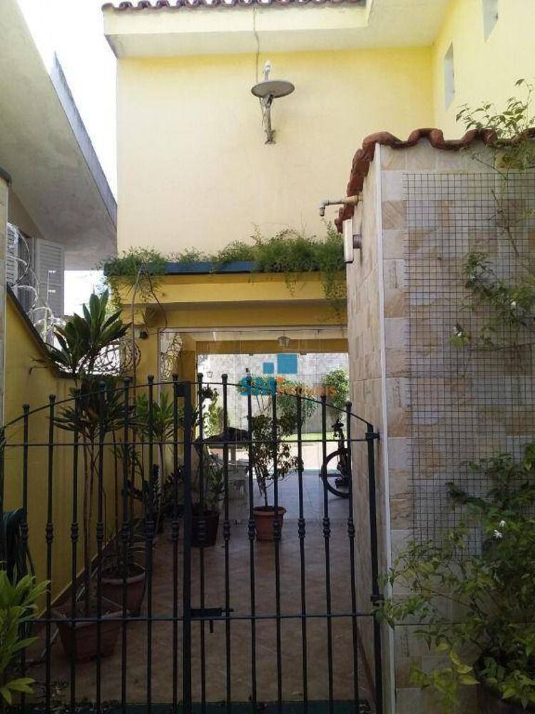 Sobrado à venda com 3 quartos, 248m² - Foto 9