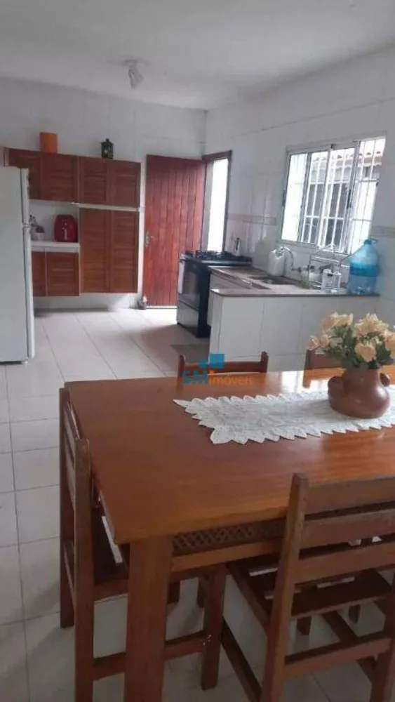 Casa à venda com 3 quartos, 250m² - Foto 4