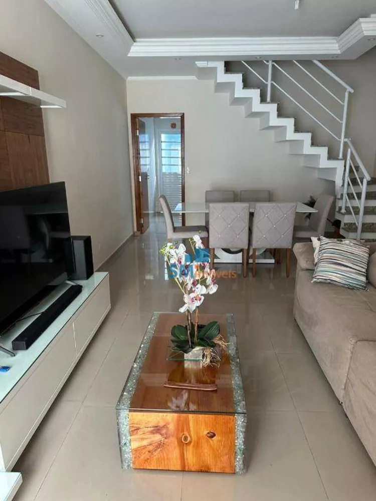 Sobrado à venda com 3 quartos, 110m² - Foto 4