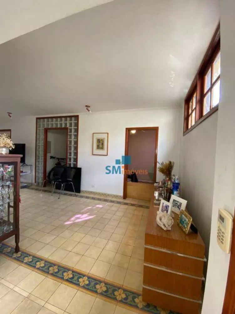 Sobrado à venda com 3 quartos, 226m² - Foto 4