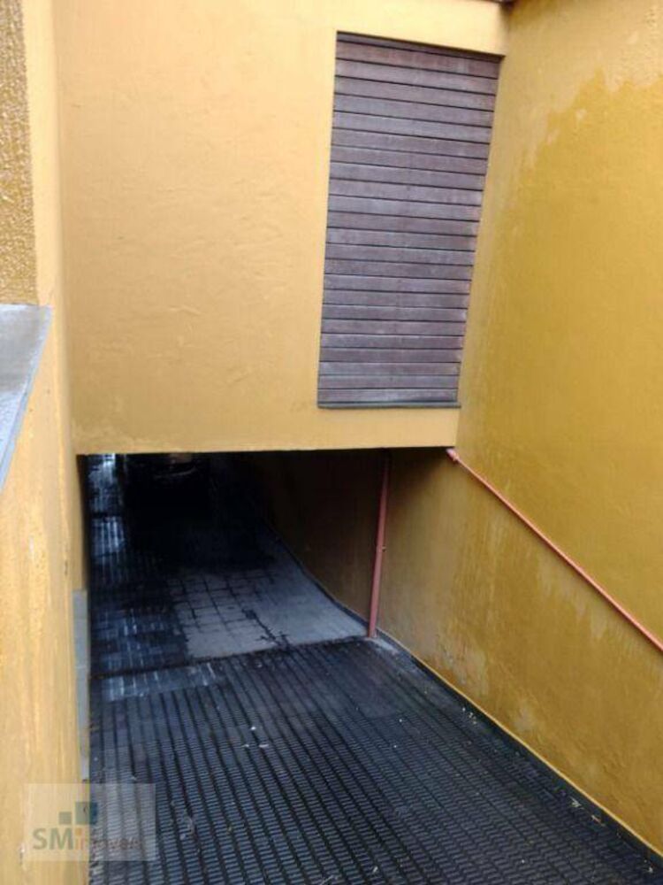 Sobrado à venda com 3 quartos, 358m² - Foto 4