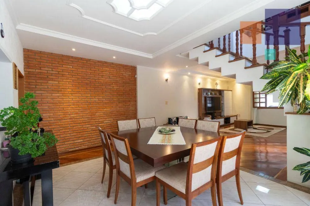 Sobrado, 3 quartos, 241 m² - Foto 5