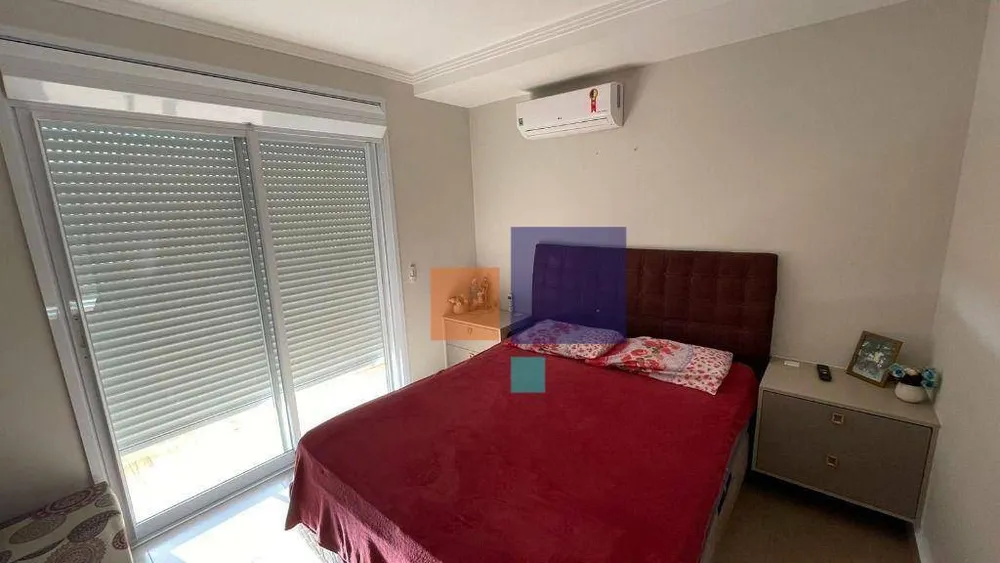 Casa, 3 quartos, 252 m² - Foto 8