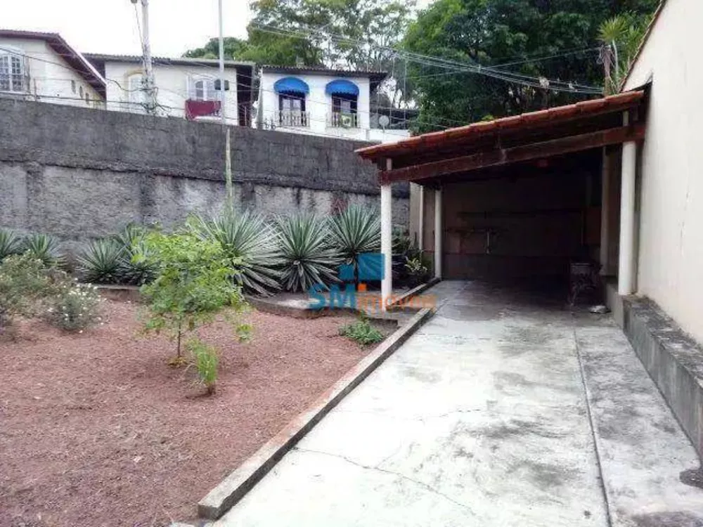 Casa à venda com 1 quarto, 60m² - Foto 3