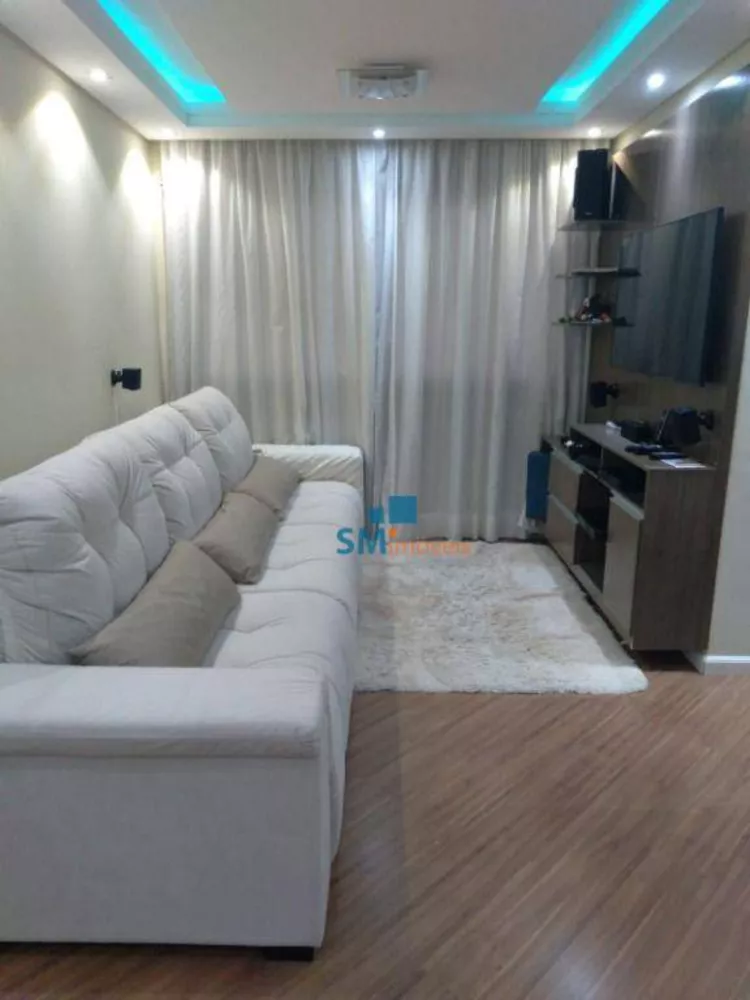 Apartamento à venda com 3 quartos, 61m² - Foto 2