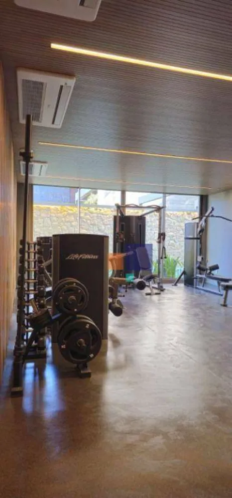 Apartamento, 3 quartos, 239 m² - Foto 2