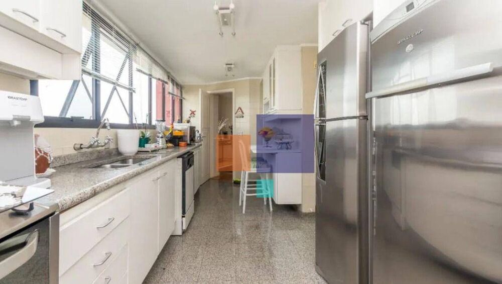 Apartamento para alugar com 4 quartos, 198m² - Foto 6