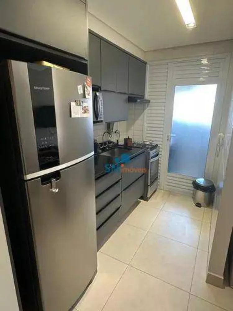 Apartamento à venda com 2 quartos, 62m² - Foto 4