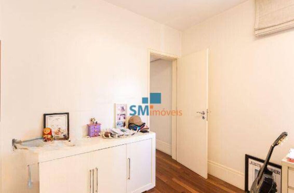 Apartamento à venda com 3 quartos, 154m² - Foto 5