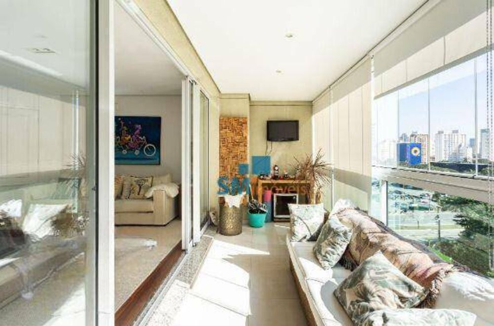 Apartamento à venda com 3 quartos, 154m² - Foto 9