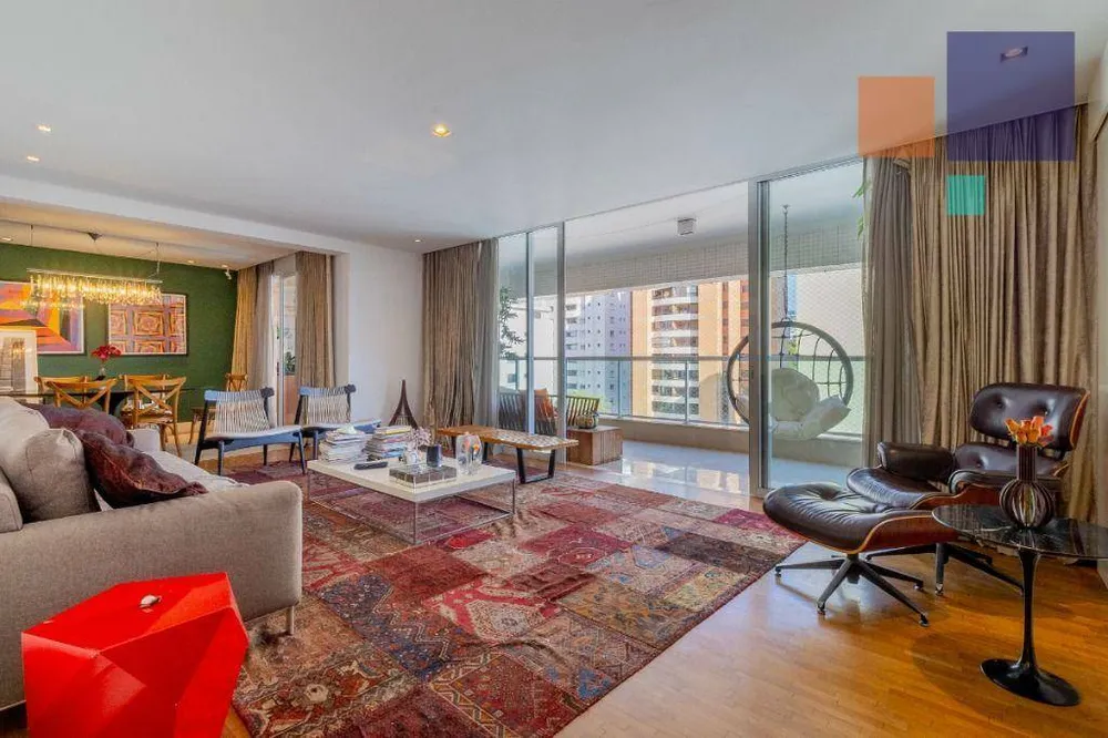 Apartamento, 3 quartos, 248 m² - Foto 1