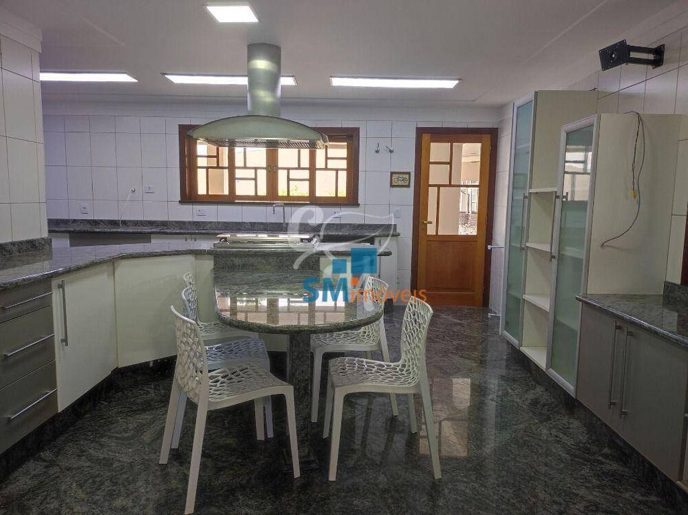 Casa para alugar com 3 quartos, 532m² - Foto 5