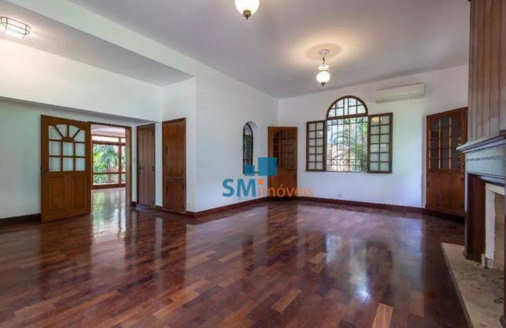 Sobrado à venda com 5 quartos, 700m² - Foto 2