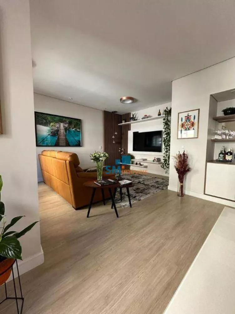 Apartamento à venda com 1 quarto, 100m² - Foto 1