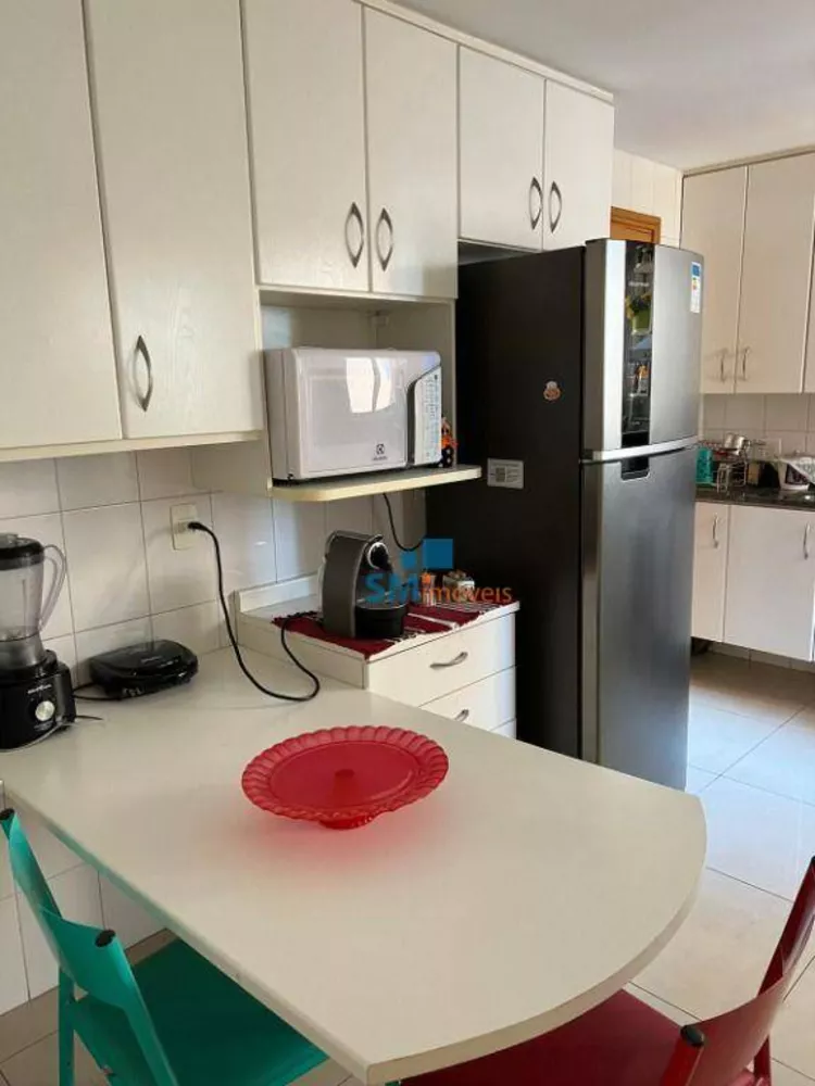 Apartamento para alugar com 3 quartos, 109m² - Foto 4