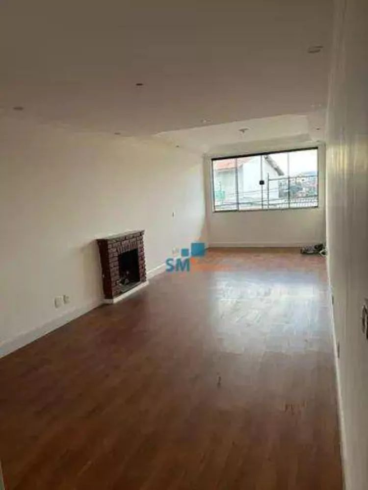 Sobrado à venda com 4 quartos, 221m² - Foto 2