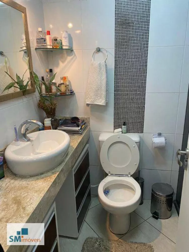 Sobrado à venda com 7 quartos, 300m² - Foto 2