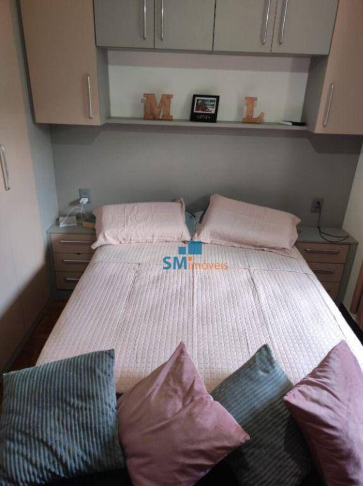 Casa à venda com 2 quartos, 136m² - Foto 2