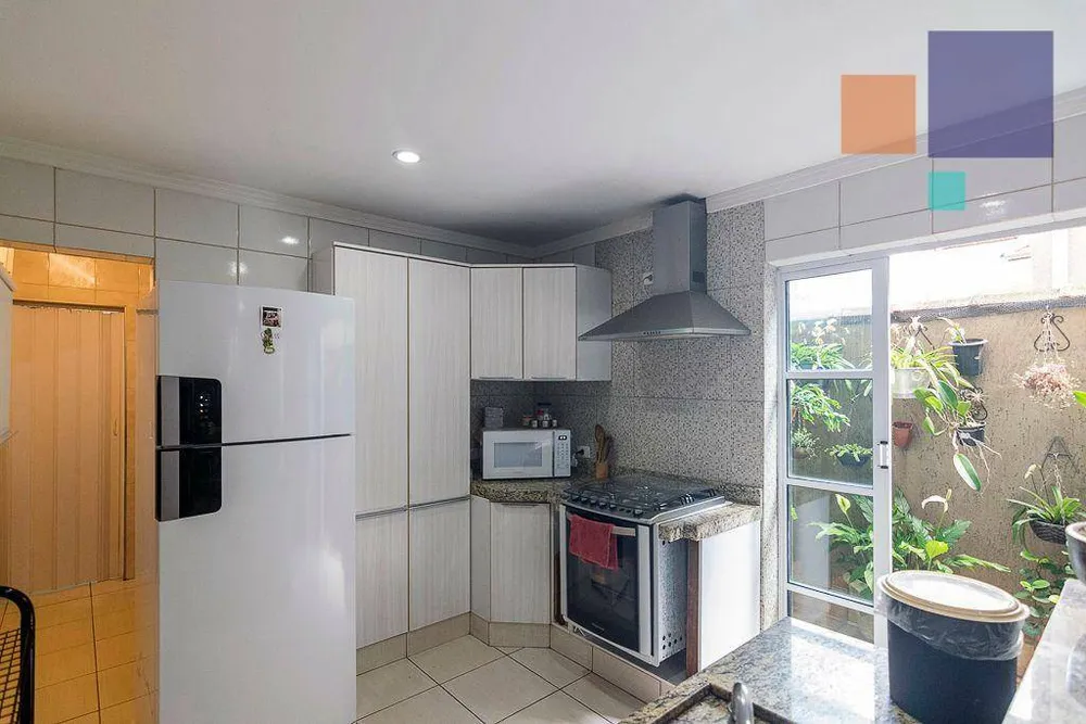 Casa, 3 quartos, 216 m² - Foto 5