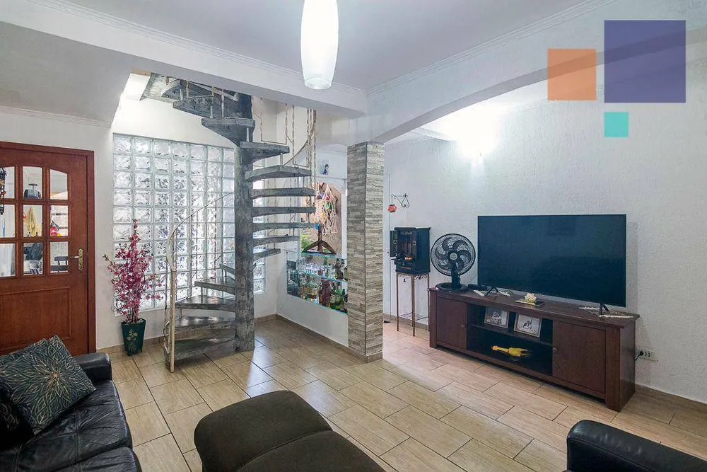 Casa, 3 quartos, 216 m² - Foto 3