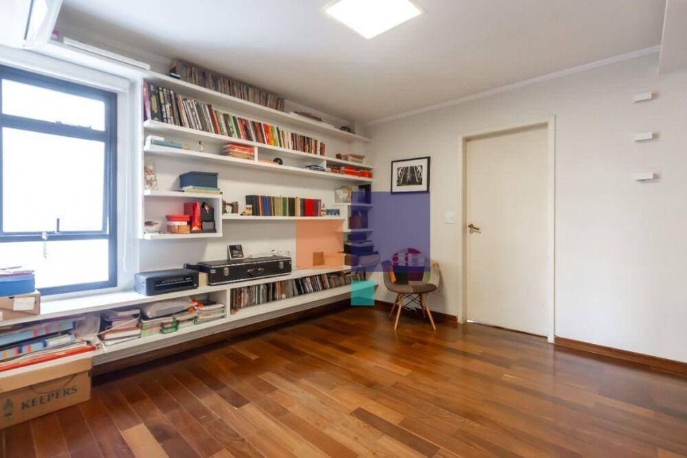 Apartamento à venda com 3 quartos, 134m² - Foto 3