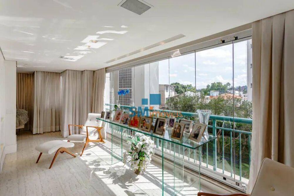 Apartamento, 3 quartos, 233 m² - Foto 1