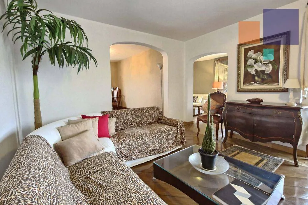 Apartamento, 3 quartos, 224 m² - Foto 2