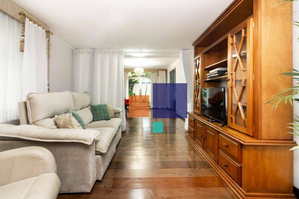 Casa à venda com 3 quartos, 335m² - Foto 1