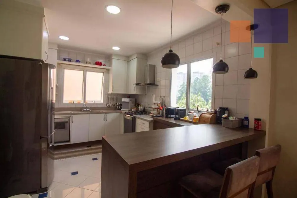 Sobrado, 4 quartos, 230 m² - Foto 2