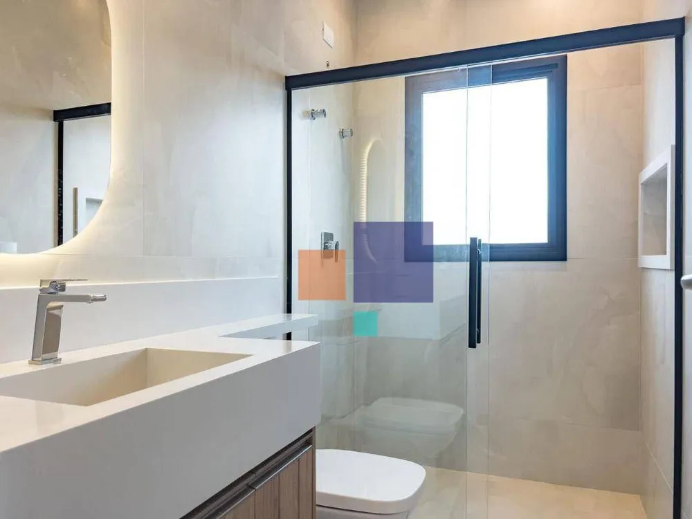 Sobrado, 3 quartos, 319 m² - Foto 1