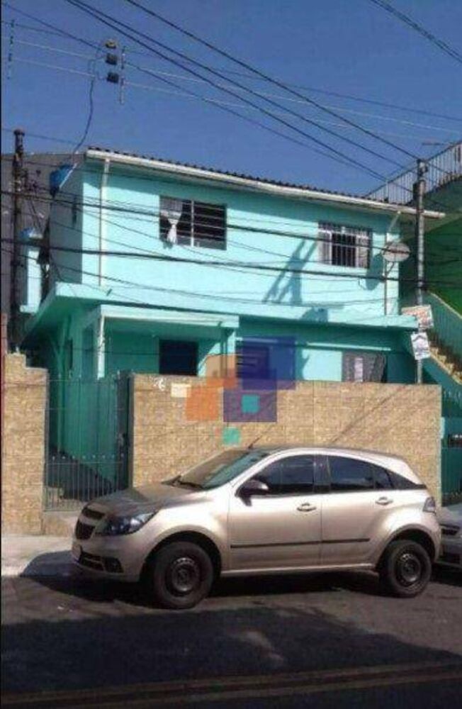 Casa à venda com 5 quartos, 250m² - Foto 2