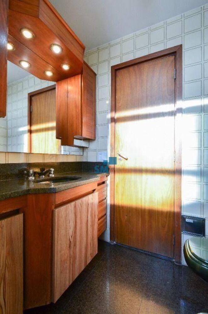 Apartamento à venda com 3 quartos, 150m² - Foto 6