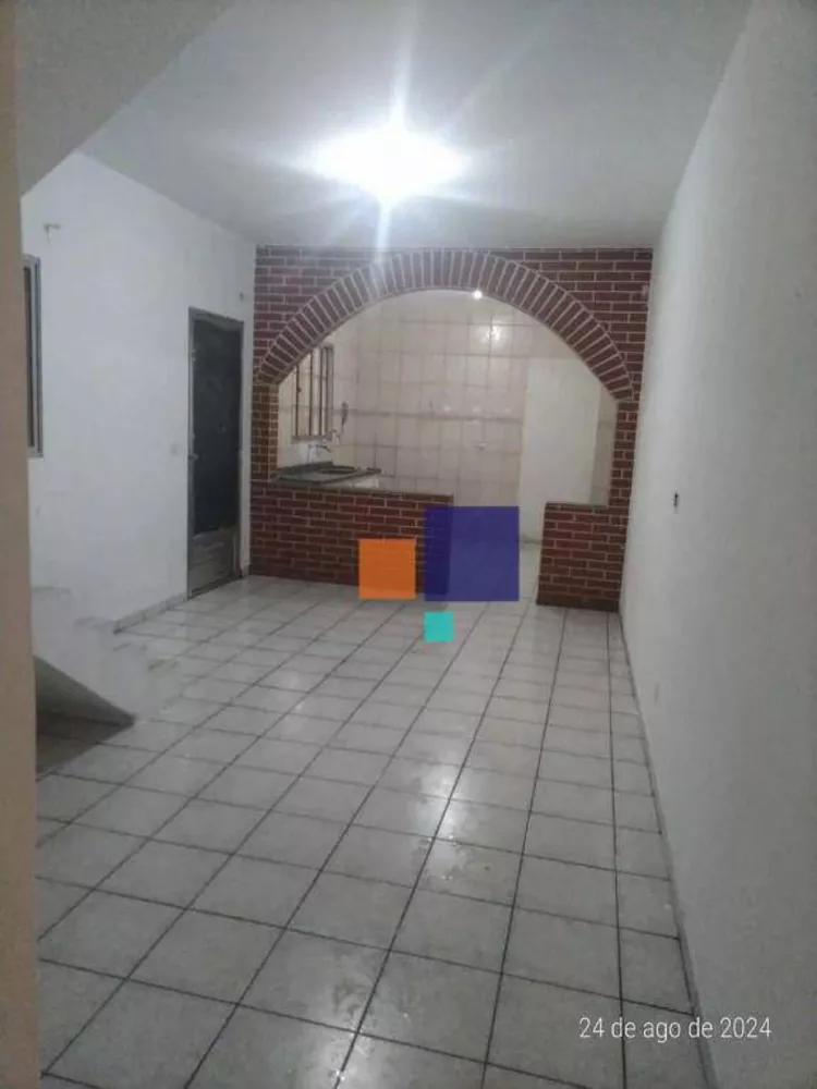 Casa à venda com 4 quartos, 140m² - Foto 4