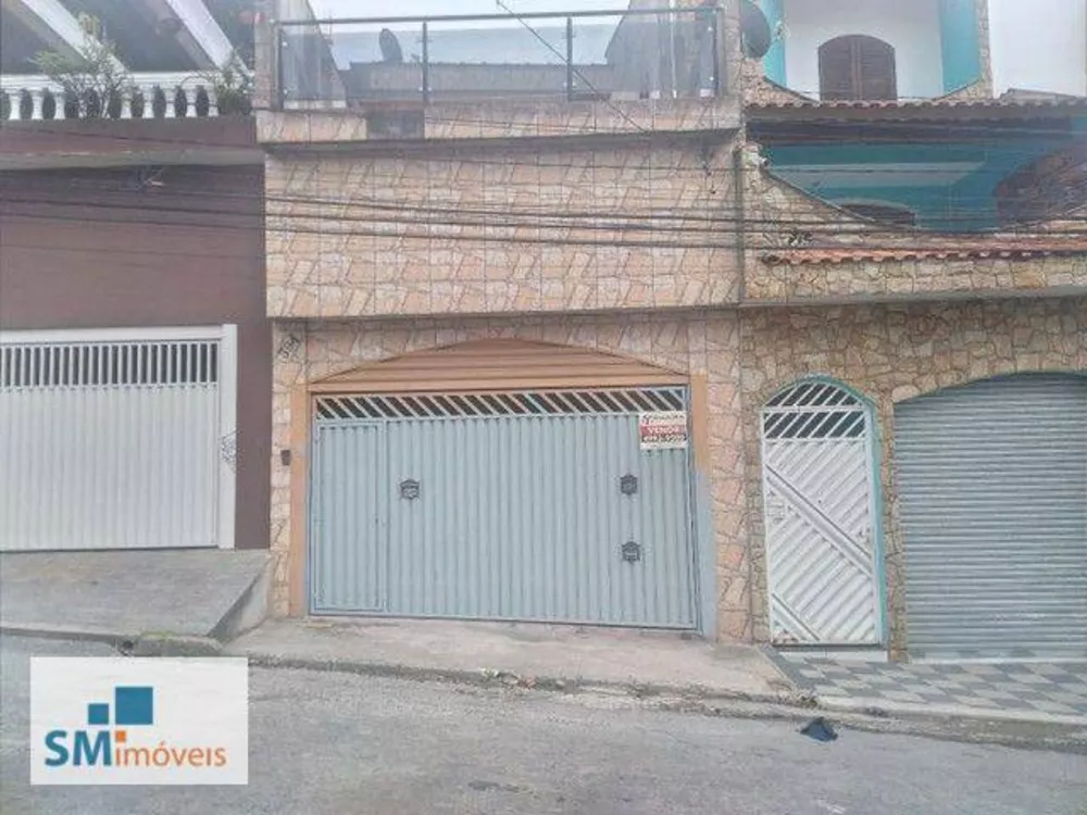 Sobrado à venda com 2 quartos, 118m² - Foto 1