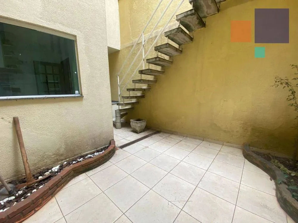 Sobrado, 3 quartos, 270 m² - Foto 3