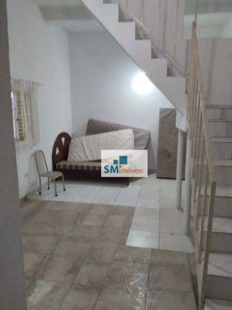 Sobrado à venda com 3 quartos, 240m² - Foto 2