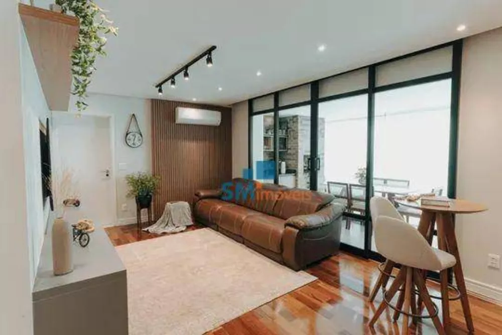 Apartamento à venda com 3 quartos, 135m² - Foto 1