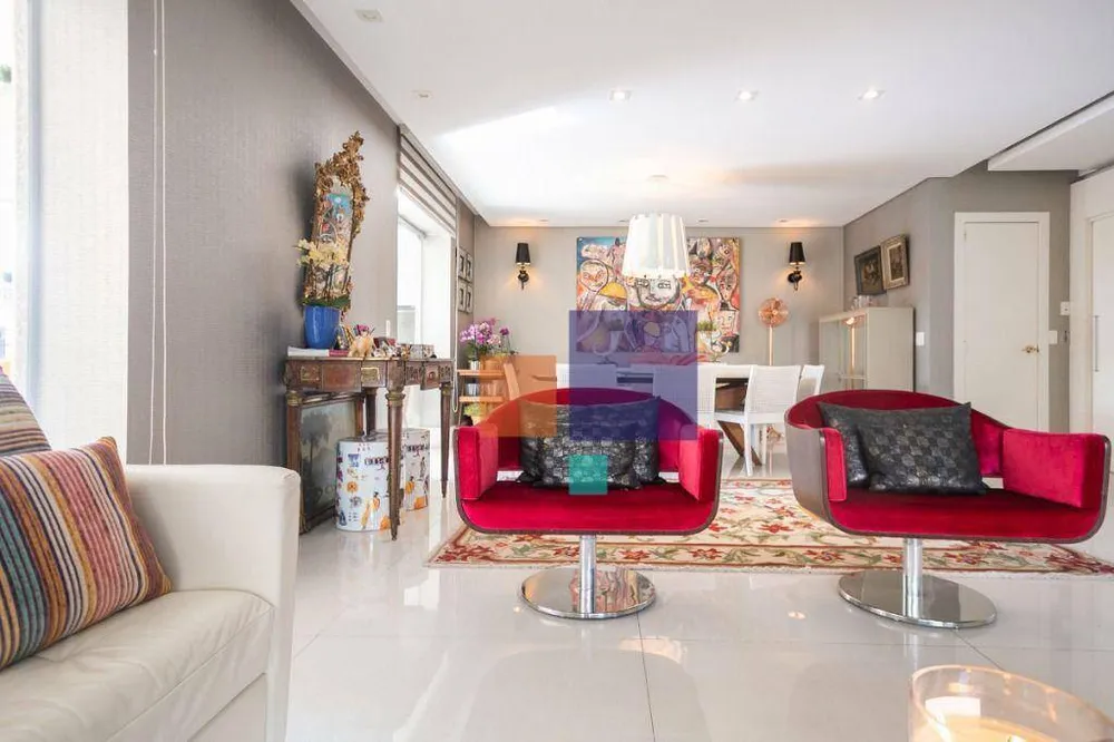 Apartamento, 4 quartos, 240 m² - Foto 1