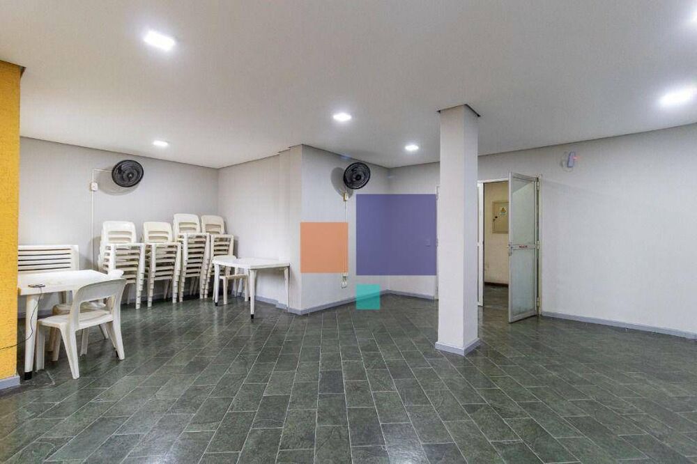 Apartamento à venda com 2 quartos, 55m² - Foto 16