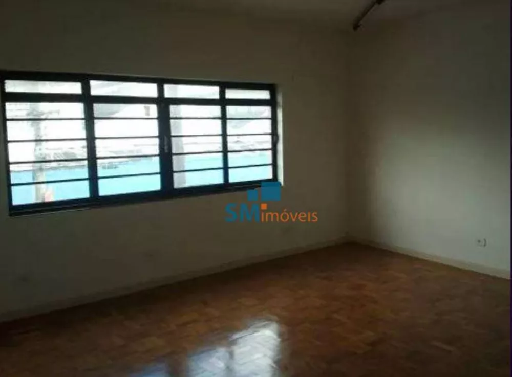 Casa para alugar com 2 quartos, 200m² - Foto 2